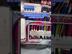 ¿Qué sistemas eléctricos de control se utilizan para la máquina de corte de doble estación?